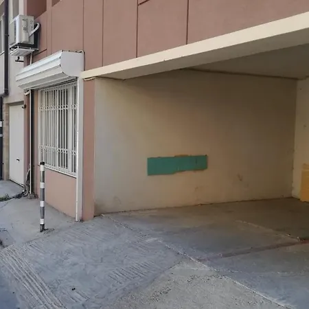 Edelvais Apartman *